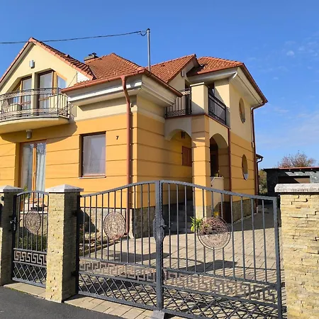 Apartmán Nemeth Nyaralo 1 *